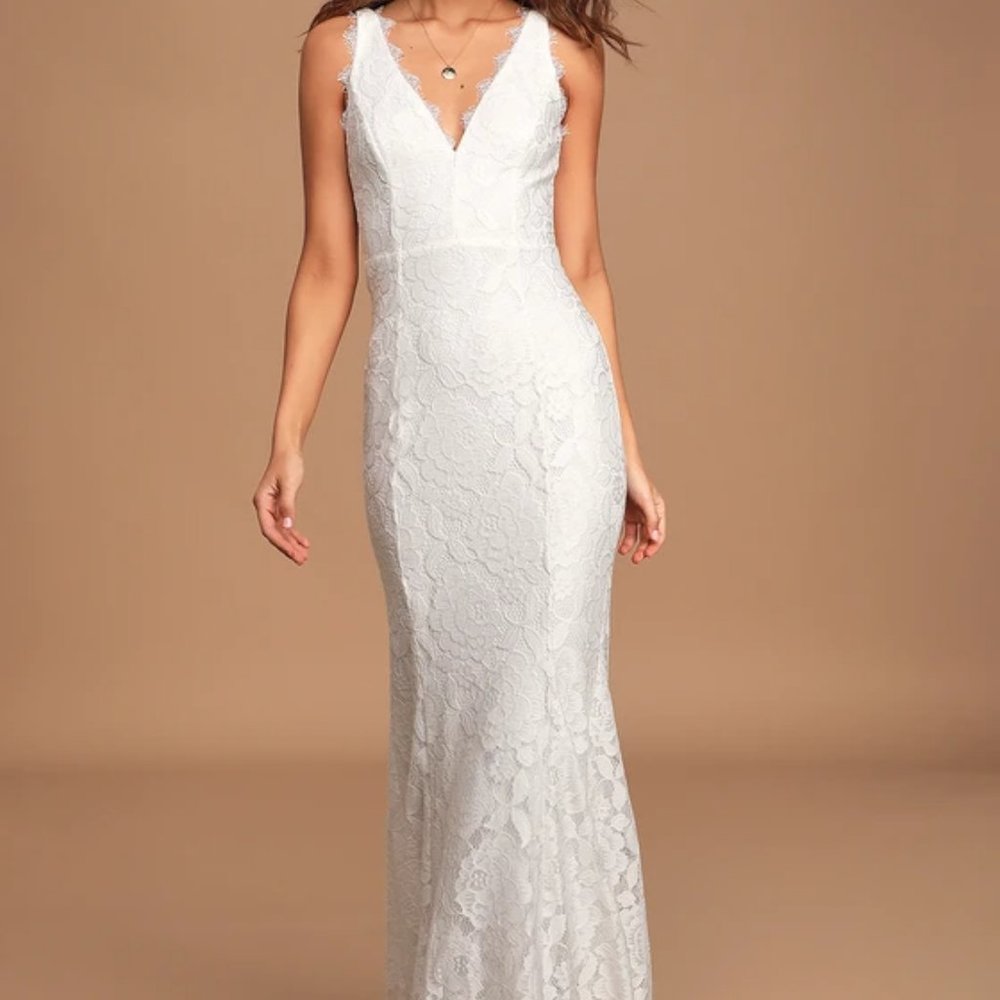 Ivory Lace Mermaid Maxi Dress